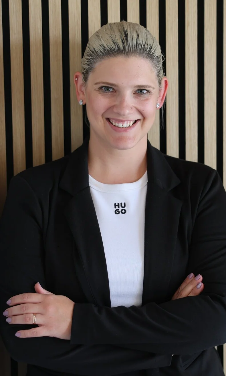Portraitfoto Teresa Schmid, Member of Management Board von Denkströme